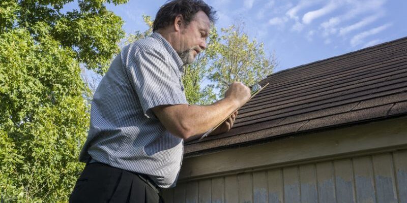 Avoiding and Managing Common Roofing Problems