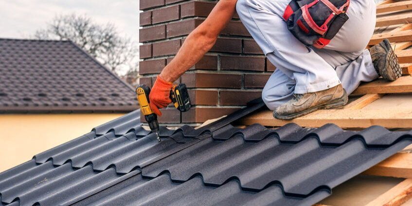 Roofing-Tips-for-2021-min-panorama-2355b990621bd52ec4ee6444d3f69515-