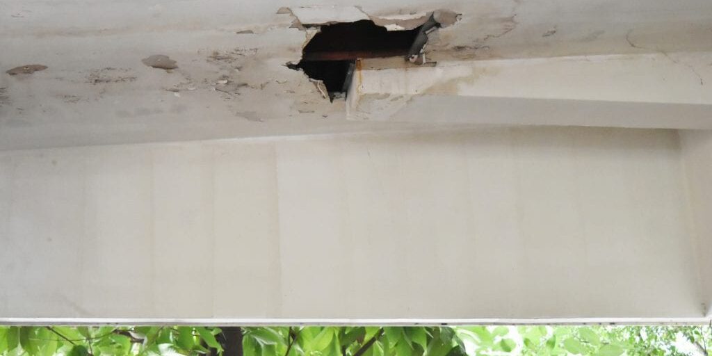 Tips on Addressing Roof Leaks